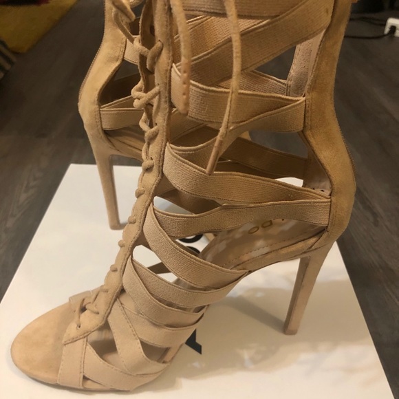 Beautiful Aldo Gwayviel Sandals - Picture 3 of 5